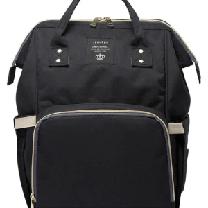 Mochila maternidade preta com bolso frontal